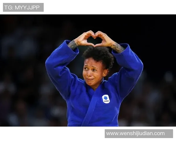 法国足球明星与柔道的奇妙交汇探索运动员多元化的魅力与挑战